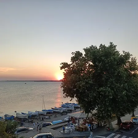 Seaside In Yellow Corner Rum i privatbostad